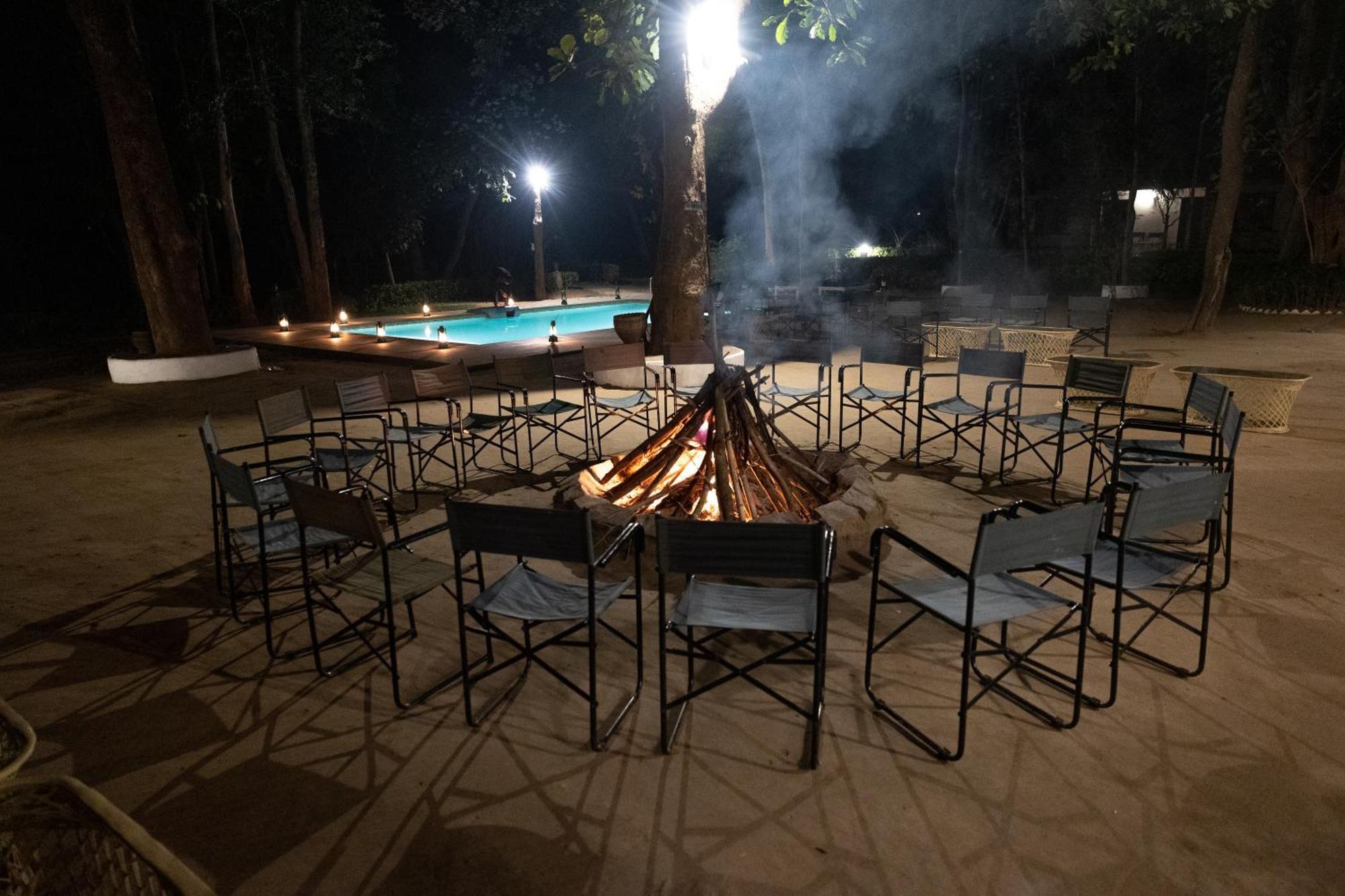 Tiger Trails Resort Tala  Exterior photo